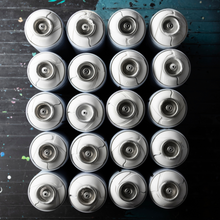 Anpassade sprayburkar